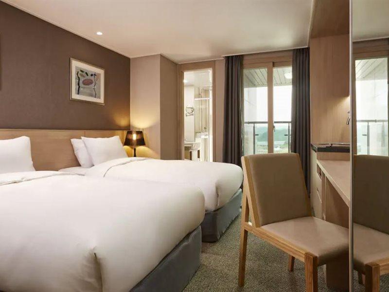 Raonstay In Perla Hotel Jinju Exterior photo